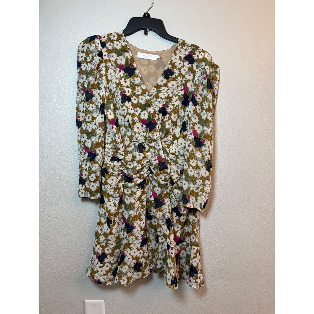 ASTR The Label Floral Ruched V-Neck Mini Dress Long Sleeve Olive Magenta Size M